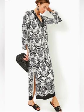 Lilly Pulitzer Irella Maxi Caftan Dress Coconut Pineapple Princess Size 0 NWT